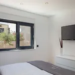 아파트 Town House