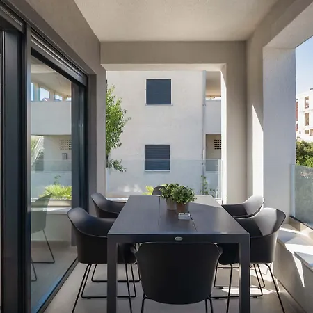 Town House * Slatine