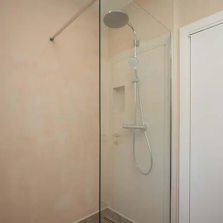 Town House Apartament Slatine